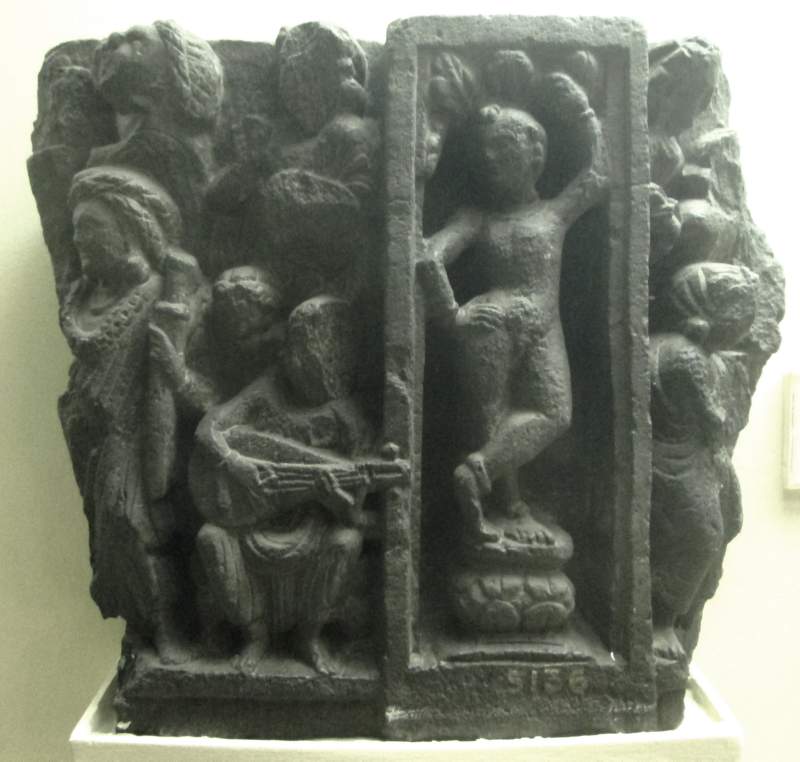 031 Siddhartha playing a Vīṇa, Loriyan Tangai