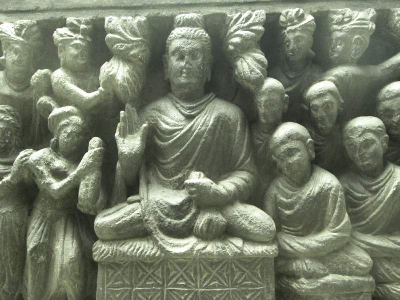 040 The First Sermon, Loriyan Tangai
