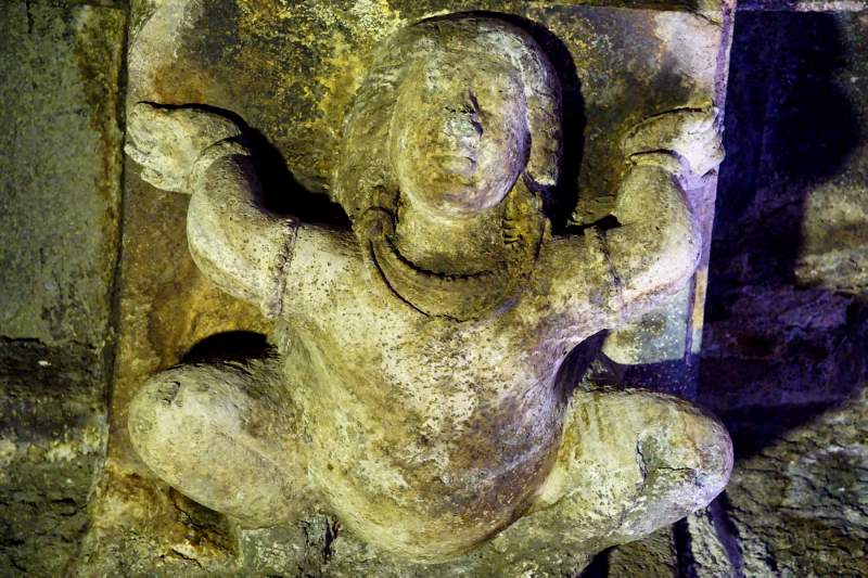 Cave 16, Ceiling Figure
