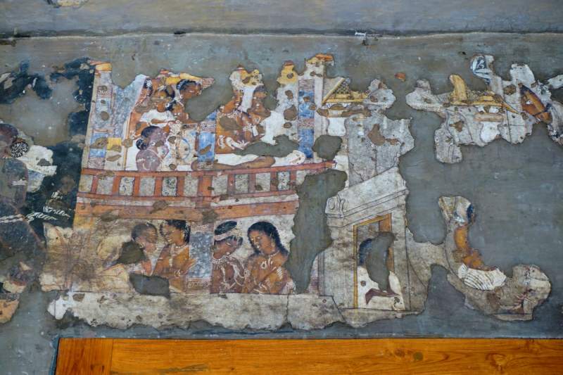 Cave 17, Paintings