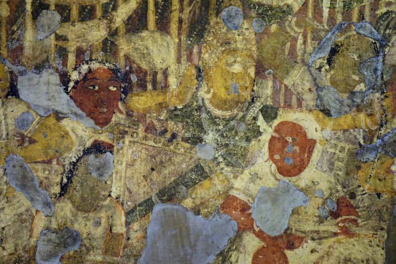 Cave 17, Figures