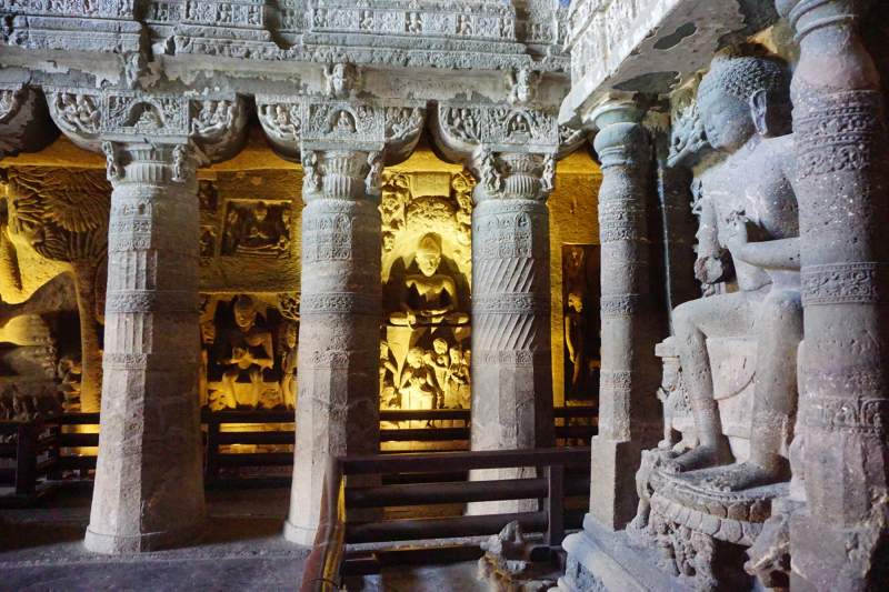 Cave 26, Pillars, Reliefs and Chaitya