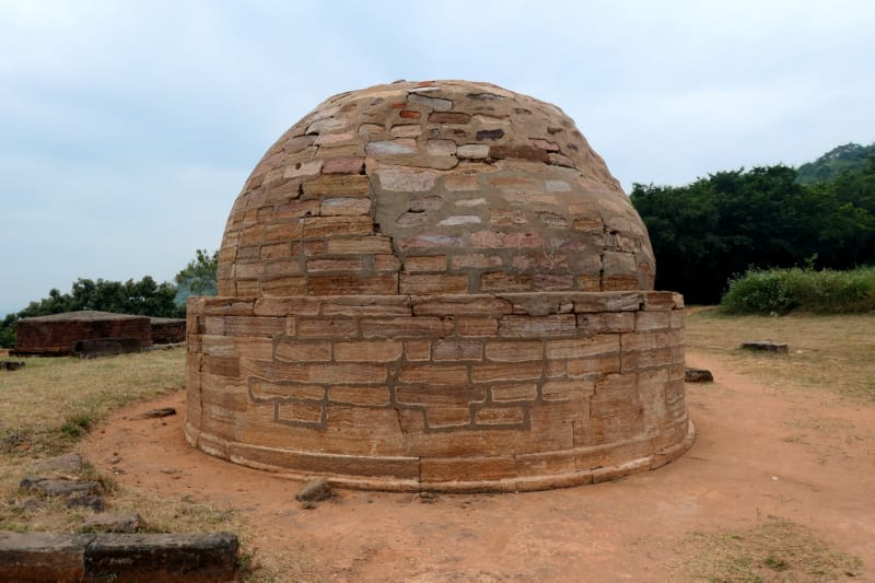 011 A Rebuilt Stupa