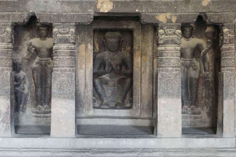 Cave 19, Buddha and Bodhisattvas