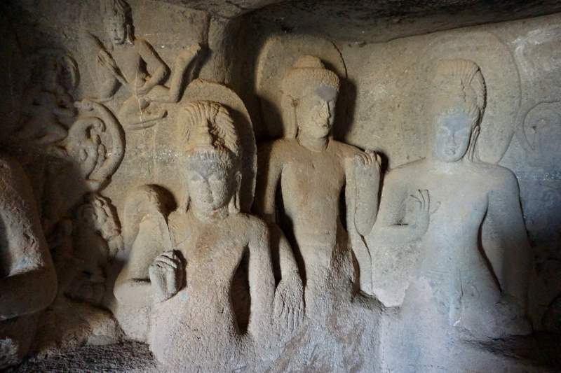 Cave 24, Buddha and Bodhisattvas