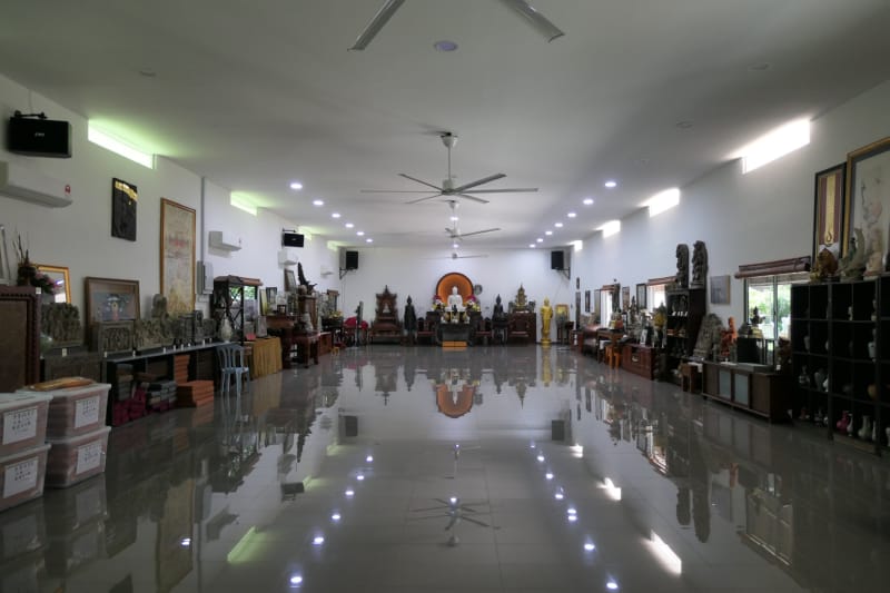 001 Collection Hall
