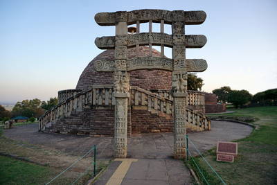 Sanchi-Stupa-3