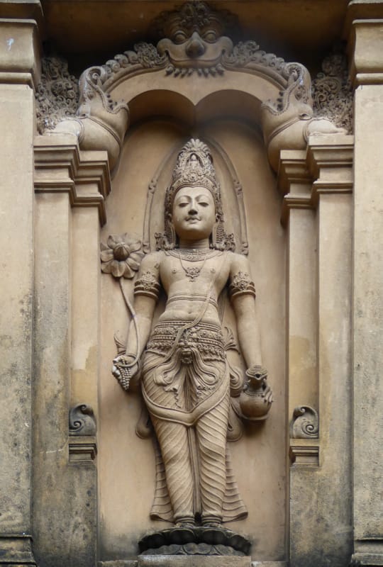045 Avalokiteśvara