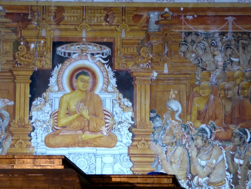 081 Buddha at Kelaniya