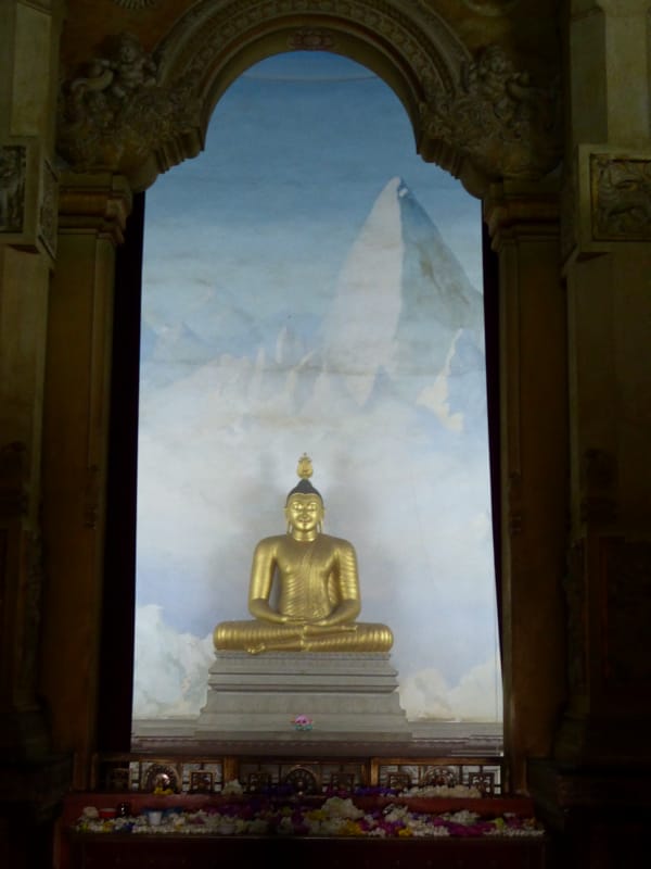 105 Buddha in the Himalayas