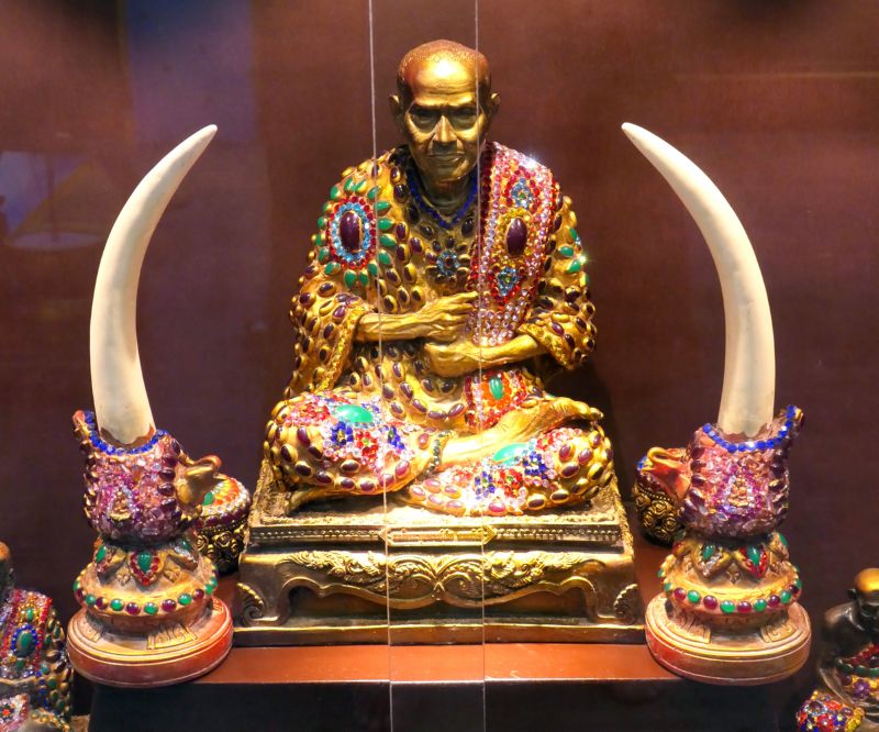 014 Bejewelled Somdet Toh with Tusks