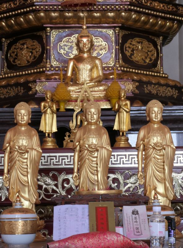 023 Amitabha Buddhas before Shrine